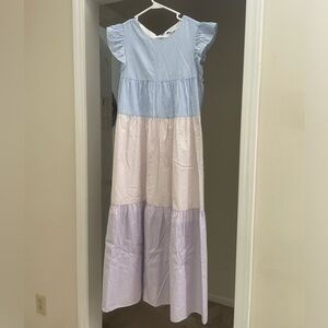 Size small English Factory dress. Worn only 3x!